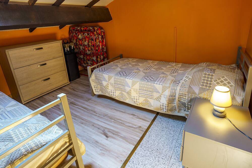 Apartamento entero, Apartamento de playa en el corazón de Córcega, 7 personas cómodamente in Marina d'Oru, Ghisonaccia