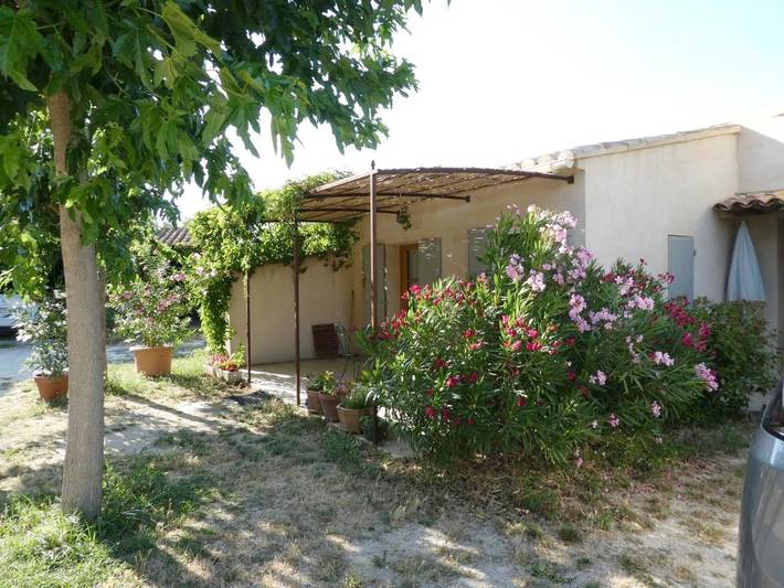 Maison de campagne pour 2 personnes, avec vue et jardin, animaux acceptés à Maubec - 2