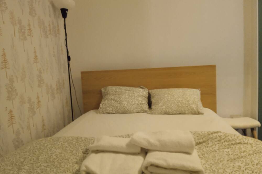 4 minutes by car and 20 minutes by foot to Durbuy. (No pets) in Tohogne, Durbuy