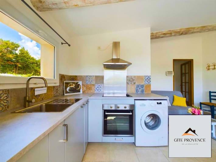Appartement de vacances pour 2 personnes, avec Terrasse et Jardin ainsi que Piscine et Vue à Noves - 3