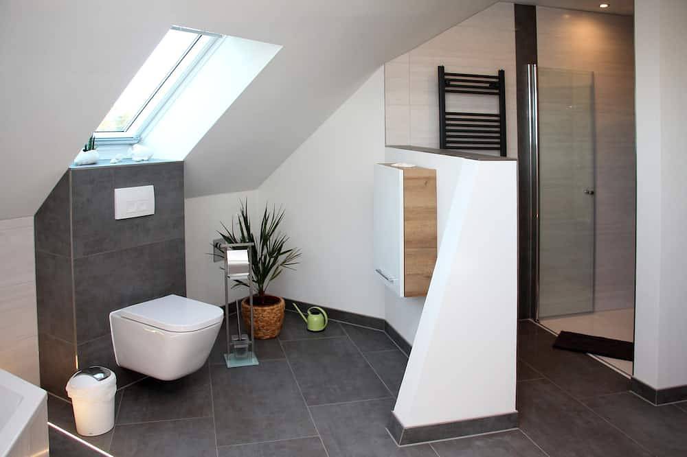 Ganze Wohnung, Moderne 70 m² Ferienwohnung mit Dachterrasse Grömitz / Brenkenhagen in Brenkenhagen, Grömitz