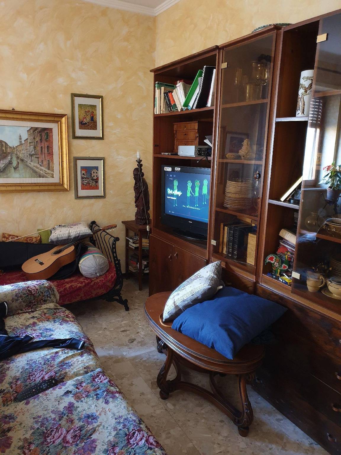Ganze Ferienwohnung, Entlang der Hauptstraße von Grottammare, zweite Reihe Meer, sehr zentral, 50 m. vom Meer entfernt in Grottammare, Grottammare und Umgebung