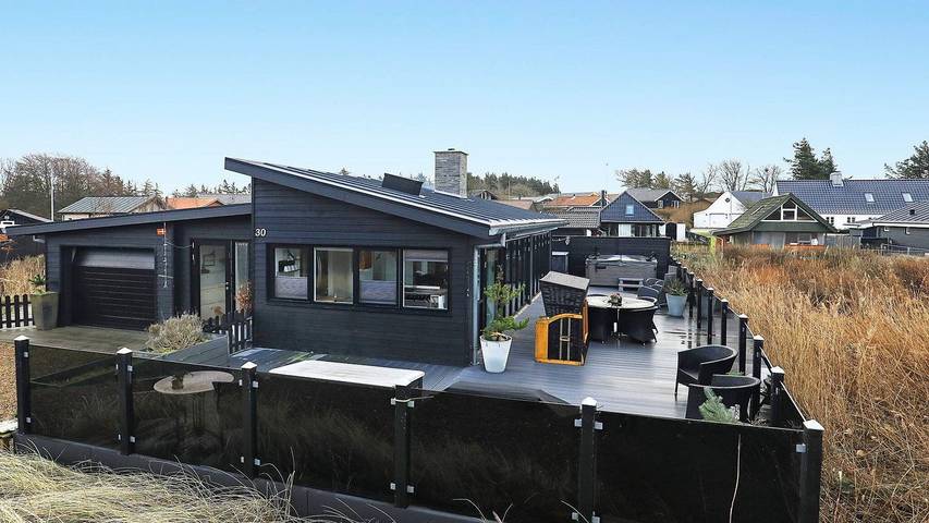 Ferienhaus für 3 Personen, mit Terrasse und Whirlpool in Esbjerg