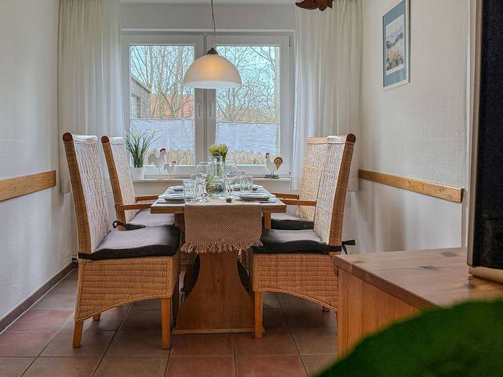 Ferienwohnung für 4 Personen, mit Terrasse und Garten sowie Ausblick in Neu Augustengroden