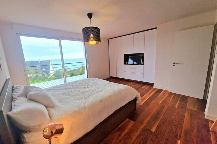 Location de vacances pour 10 personnes, avec jardin dans Plage De Kersaliou - 2
