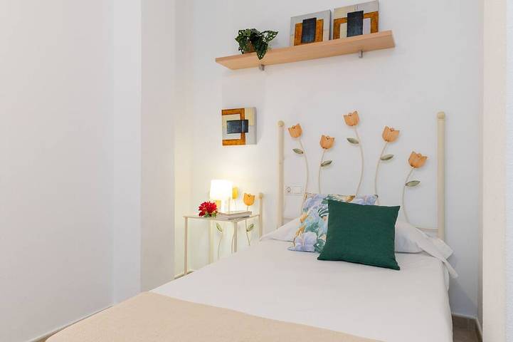 Appartement entier, Enjoy life in our apartment. Wifi & Parking in Portico Mediterraneo, Guardamar del Segura