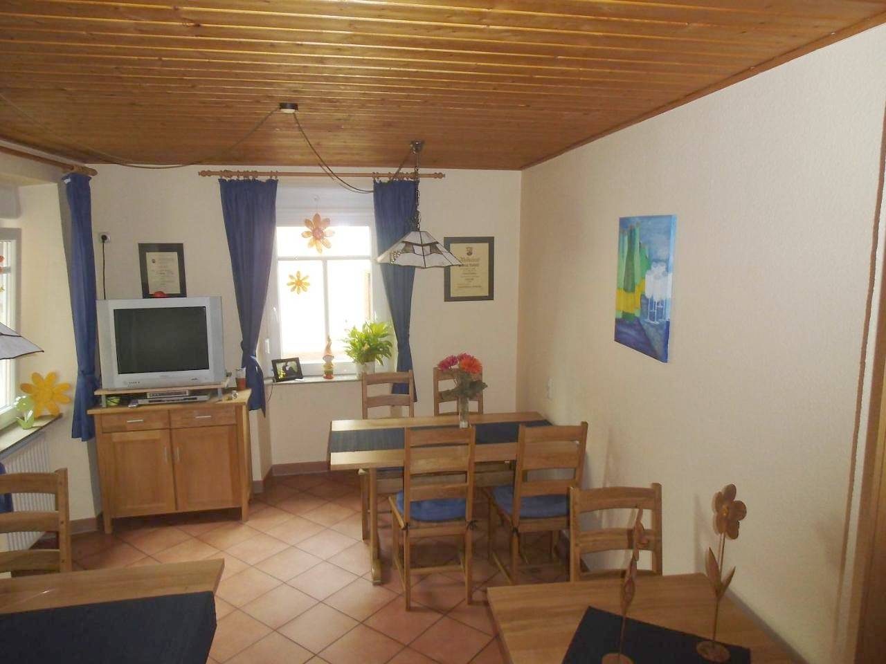 Weingut-Gästehaus Karl Otto Nalbach in Briedel, Traben-Trarbach et ses environs