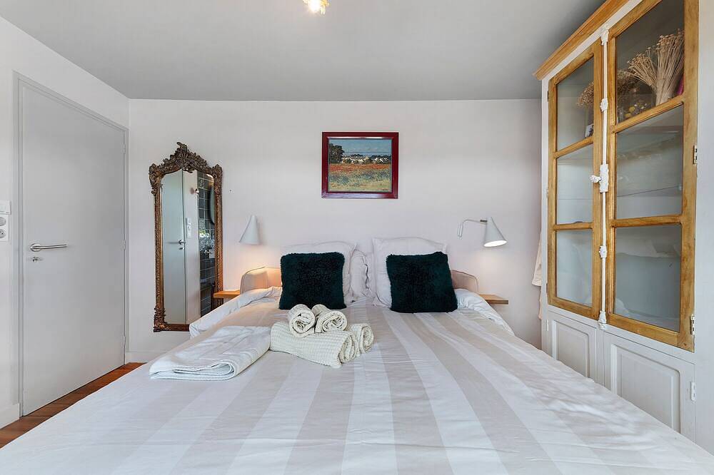 Chambre d’hôtes « Escale Sauzonnaise - La Baie » avec vue mer, piscine partagée et Wi-Fi in Sauzon, Côte des Mégalithes