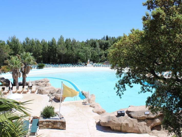 Ferienwohnung für 6 Personen, mit Terrasse und Pool in Grimaud - 4