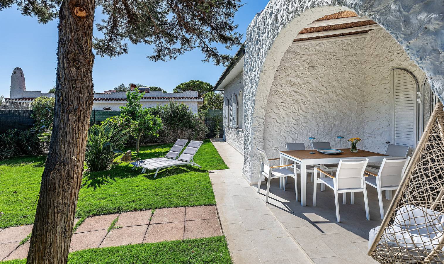 Villa 'Donatella' mit Privater Terrasse, Wlan und Klimaanlage in Costa Rei, Muravera