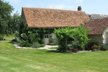 Gîte pour 4 personnes, avec jardin et terrasse dans Indre