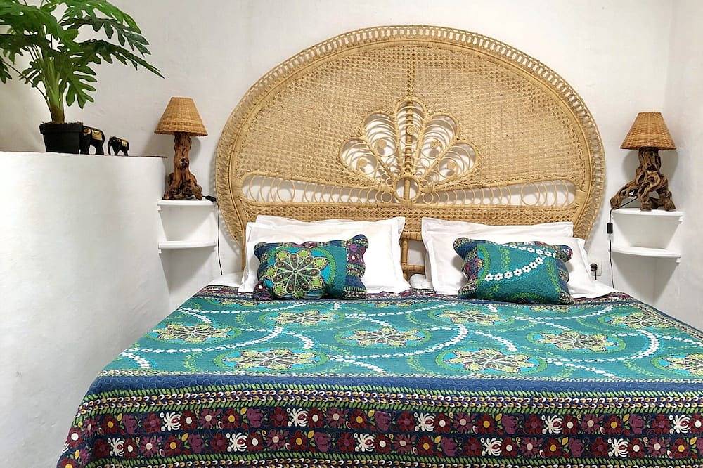 Spectacular views, authentic rural house , exquisite area. in Atalbeitar, La Taha