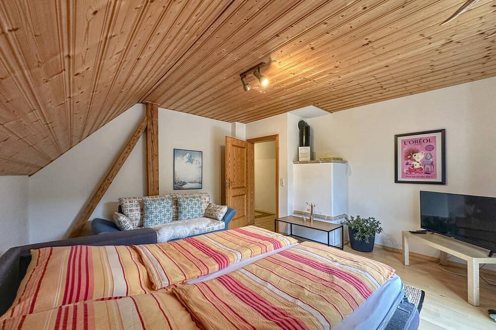 Ganze Wohnung, Große separate Ferienwohnung im Oberpfälzer Wald in Schönsee, Naturpark Oberpfälzer Wald