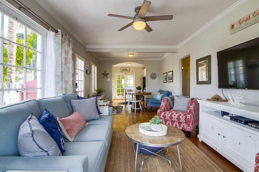 Charmantes Ferienhaus am Hang mit Meerblick in San Diego, San Diego County