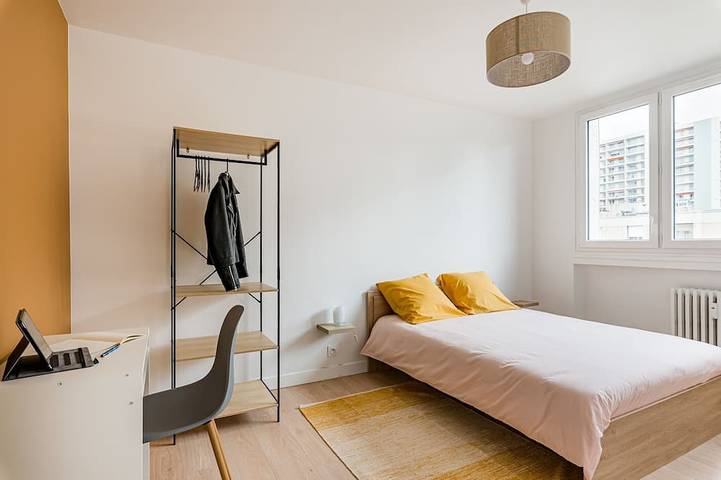 Appartement entier, Appart Cosy - Comme à la Maison - Saint-étienne. Garage et Deux Balcons in Saint-Étienne, Loire