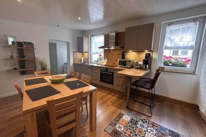 Ferienwohnung für 5 Personen, mit Balkon in Weilburg