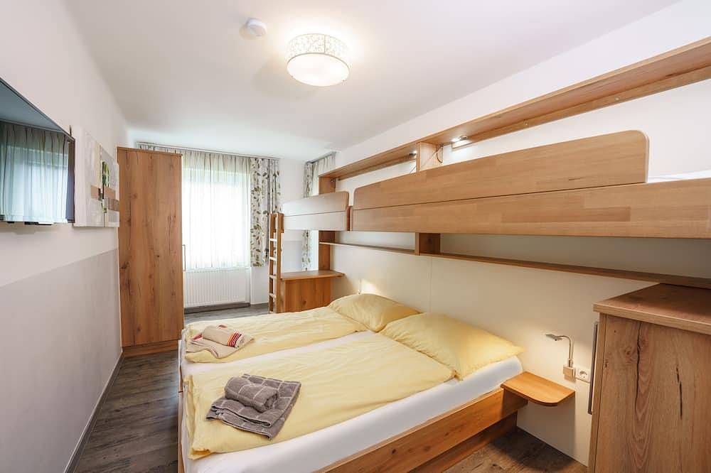 Entire apartment, Salzburg: Apartment Riverside 2 for 1 - 12 people in Salzburg, Salzburg region