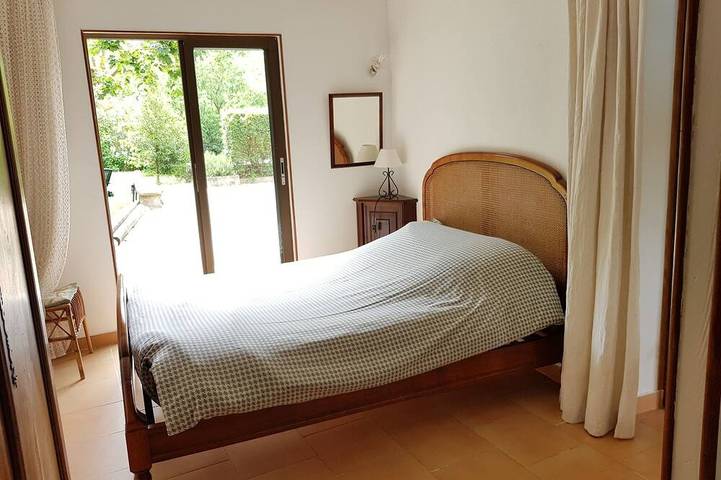 Location de vacances pour 4 personnes, avec jardin à Aubagne - 2