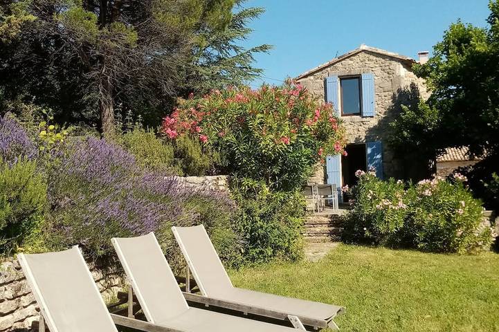 Maison de vacances pour 4 personnes à Lacoste