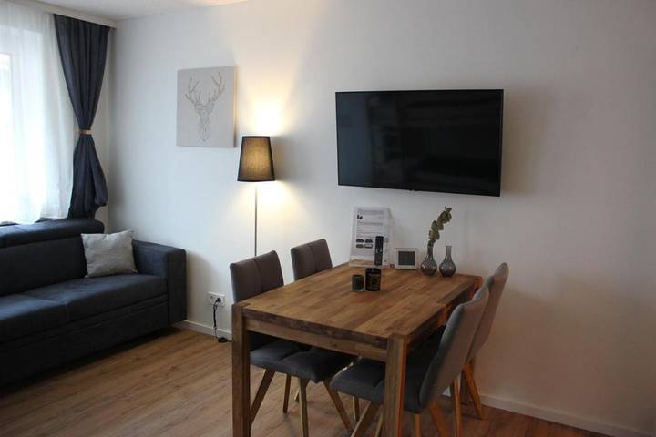 Ferienwohnung für 4 Personen, mit Balkon und Terrasse in Zell am See