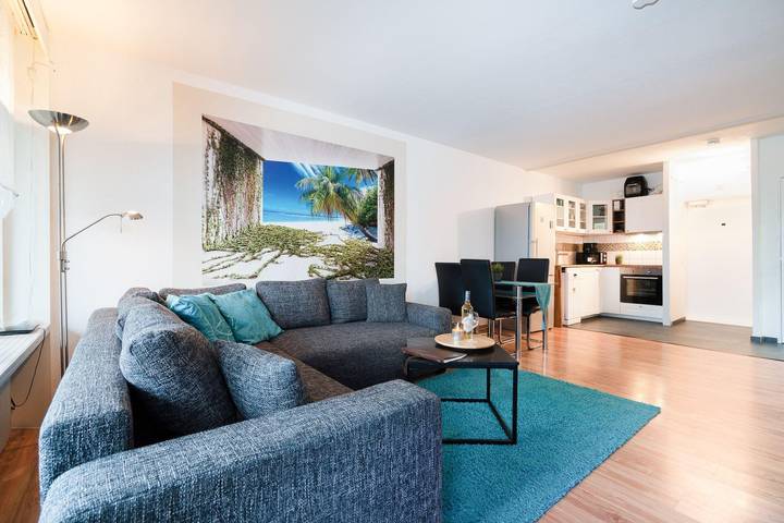 Ferienwohnung für 3 Personen, mit Balkon und Pool in Sierksdorf