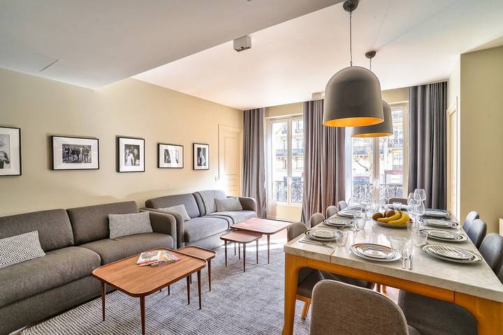 Gîte pour 15 personnes, avec Terrasse dans Sorbon
