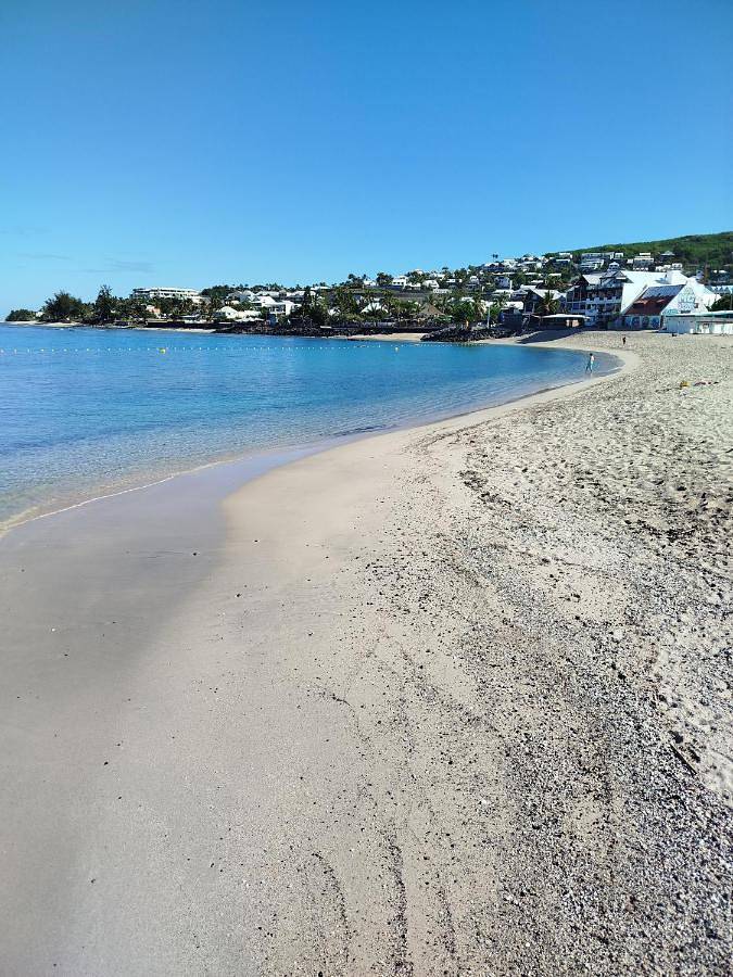 Gîte pour 4 personnes, avec vue dans Office De Tourisme De Saint Paul - 3