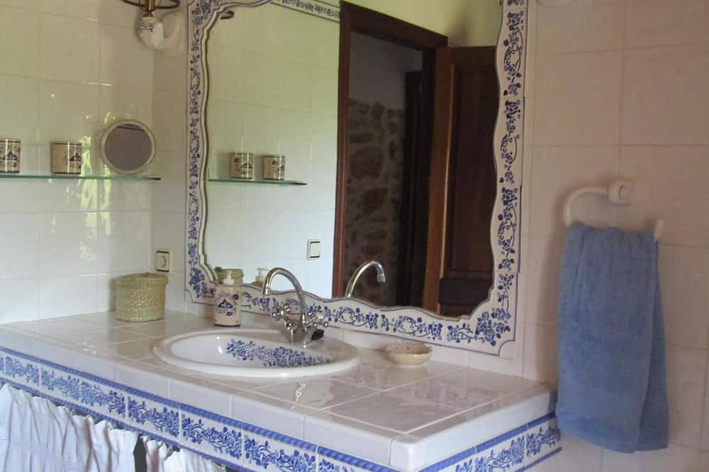 Casa con jardín y piscina/Ideal para familias in Es Llombards, Santanyí