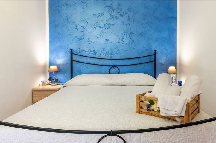 Stanza per 2 persone, con Balcone a Porto Empedocle
