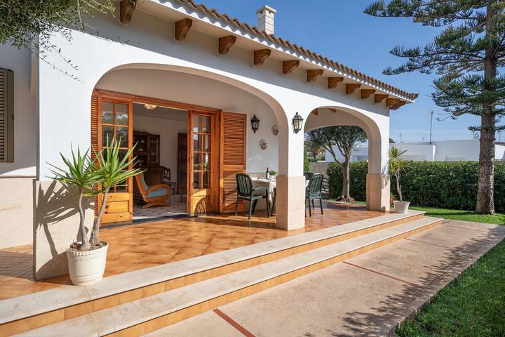 Vacation rental for 5 people, with Terrace in Cala Blanca