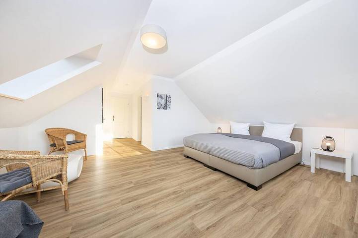 Ferienwohnung für 6 Personen, mit Terrasse und Garten in Hohe Düne (Warnemünde) - 3