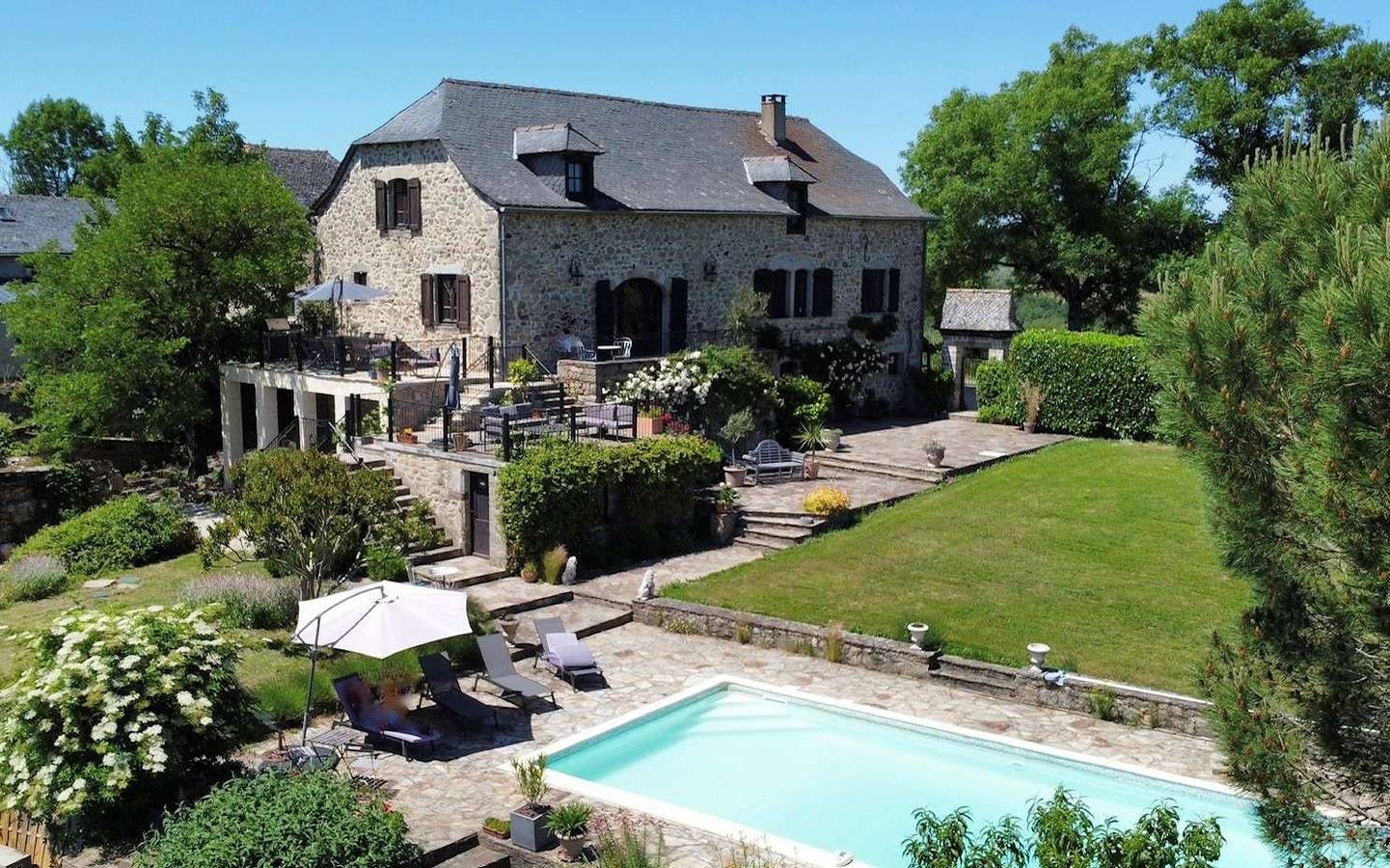 Maison De Vacances pour 8 Personnes dans Saint-André-de-Najac, Aveyron