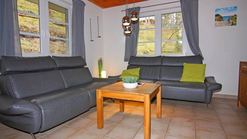 Ferienhaus für 8 Personen, mit Terrasse und Sauna in Trassenheide - 3