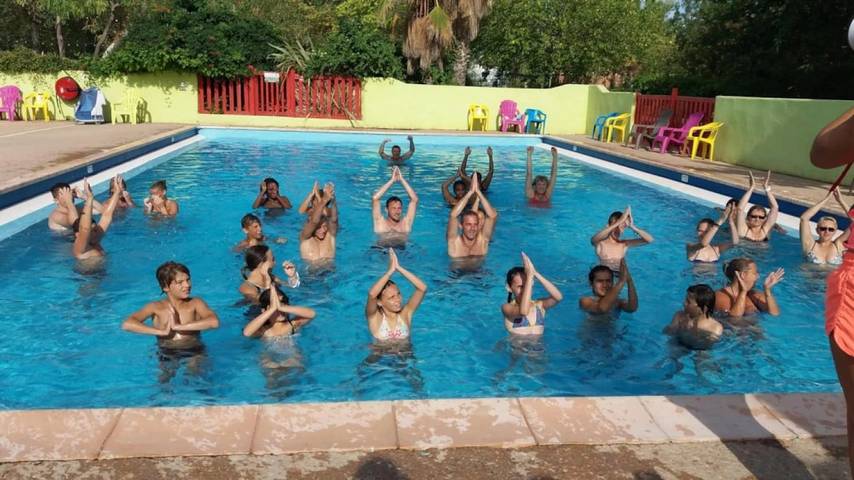 Tente pour 6 personnes, avec piscine dans l' Hérault - 4