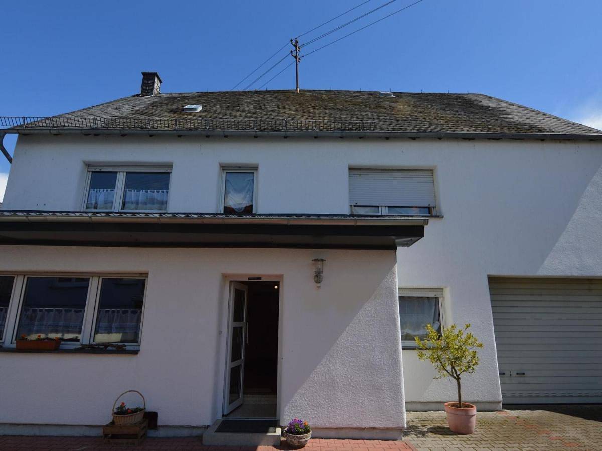 Three-Bedroom Holiday Home in Buch, Hunsrück