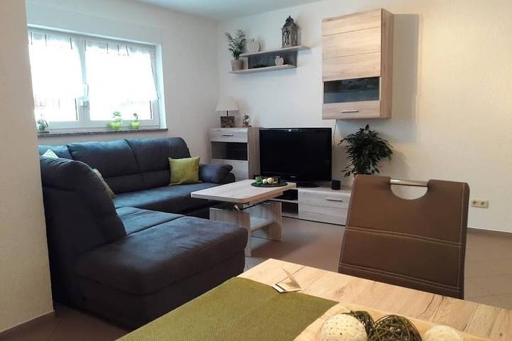 Ferienwohnung für 2 Personen, mit Balkon und Garten