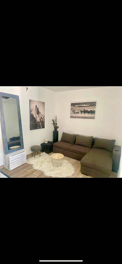 Gîte pour 3 personnes, avec terrasse à Marignane - 2