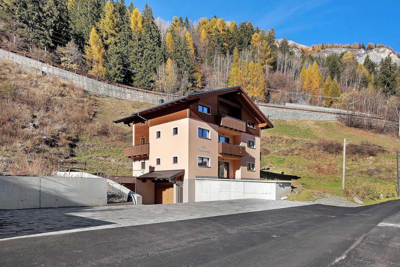 Ganze Wohnung, Apartment '4' mit Bergblick, Gemeinschaftsgarten und Wlan in Isolaccia, Valdidentro