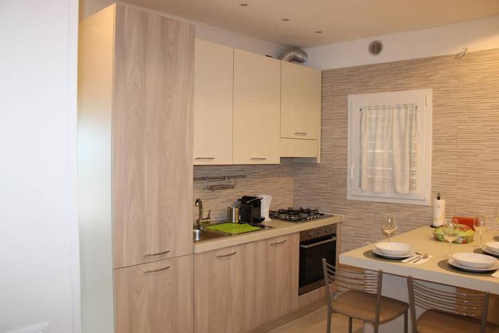 Villa pour 4 personnes, avec jardin, animaux acceptés à Bari - 3