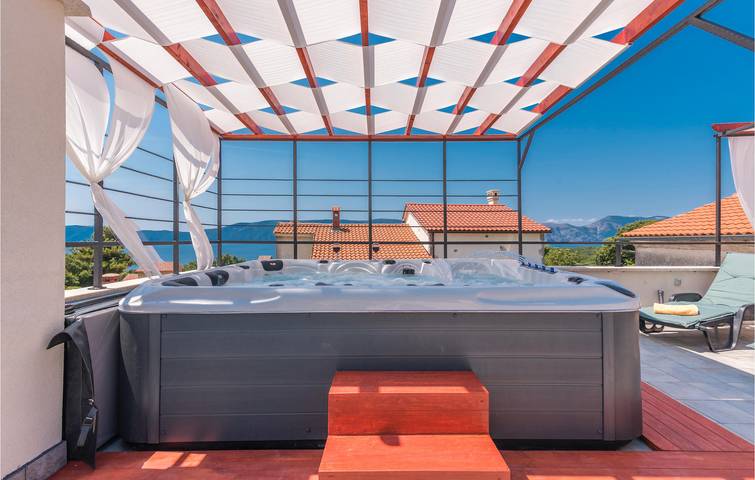 Ferienhaus für 8 Personen, mit Terrasse in Pinezici - 2