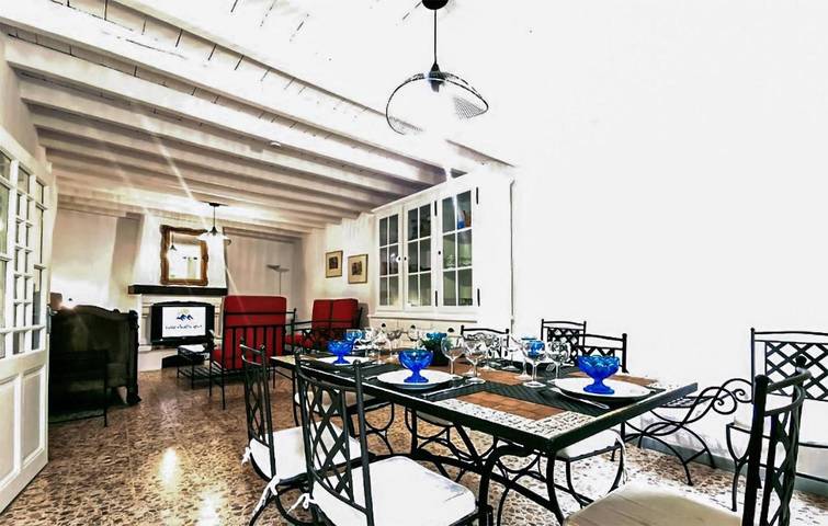 Location de vacances pour 7 personnes, avec piscine et terrasse, animaux acceptés à Taulis - 4