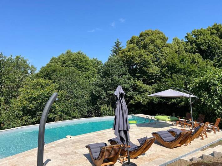 Location de vacances pour 6 personnes, avec piscine ainsi que jardin et jacuzzi, adapté aux familles à Busserolles - 3