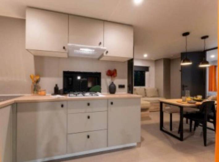 Mobile home for 4 people, with garden and children pool