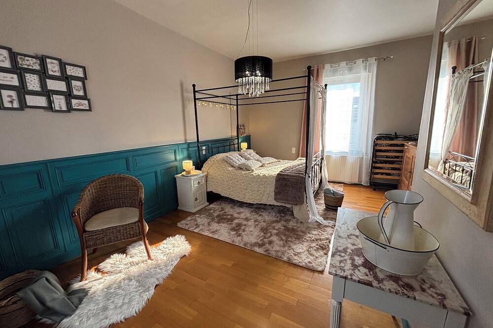 Charming house 3 suites/terrace/garden 6 persons in Moulins, Allier