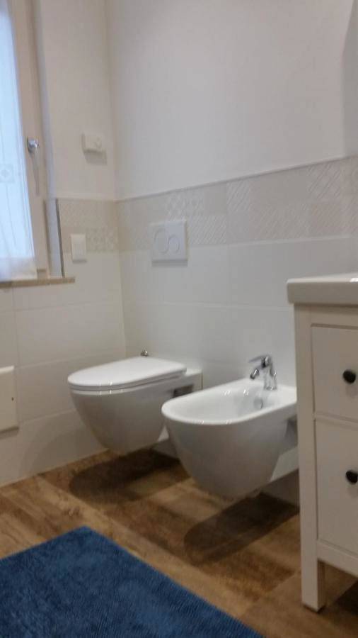 Gîte pour 2 personnes, avec jardin et piscine, animaux acceptés à Malcesine - 2