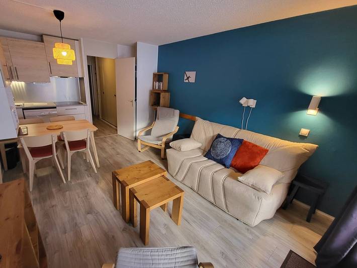 Ganze Wohnung, Gemütliche 3-Sterne-Wohnung mit Terrasse: Ski-in/Ski-out, Berg- und Talblick, gut ausgestattet in Valmorel, Les Avanchers-Valmorel