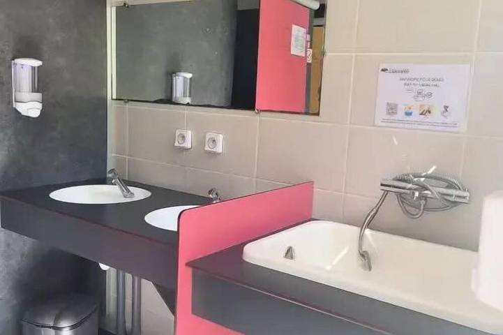 Mobil home pour 6 personnes, avec piscine et terrasse, animaux acceptés à Guillac - 3