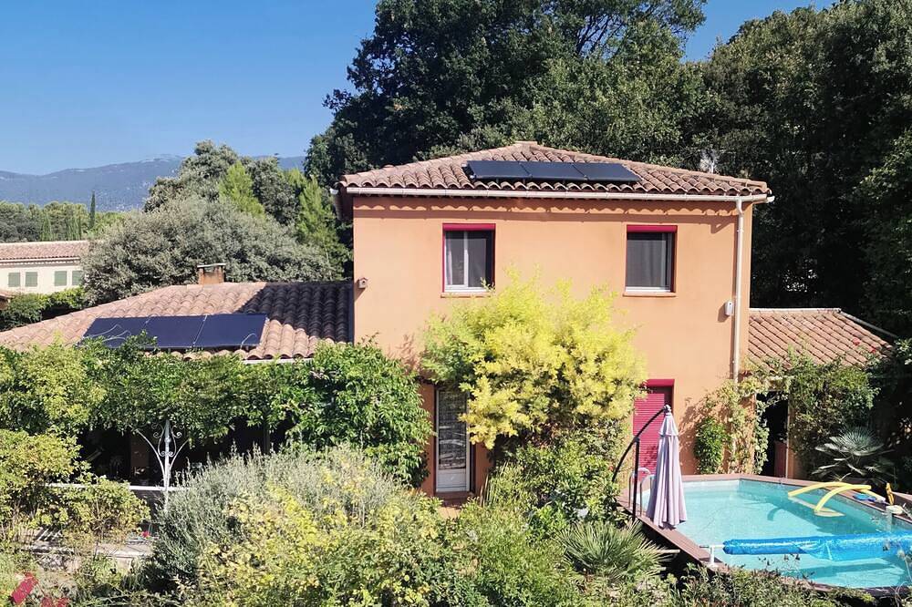 Sud Luberon - Villa - piscine privée - 7 personnes - proche étang de la bonde in La Motte-d'Aigues, Parc naturel régional du Luberon