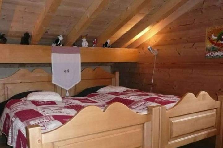 Ganze Wohnung, Superbes Triplex dans Chalet Traditionnel au Pied des Pistes - 8 Couchages, Terrasse et Garage in Le Grand-Bornand, Annecy und Umgebung