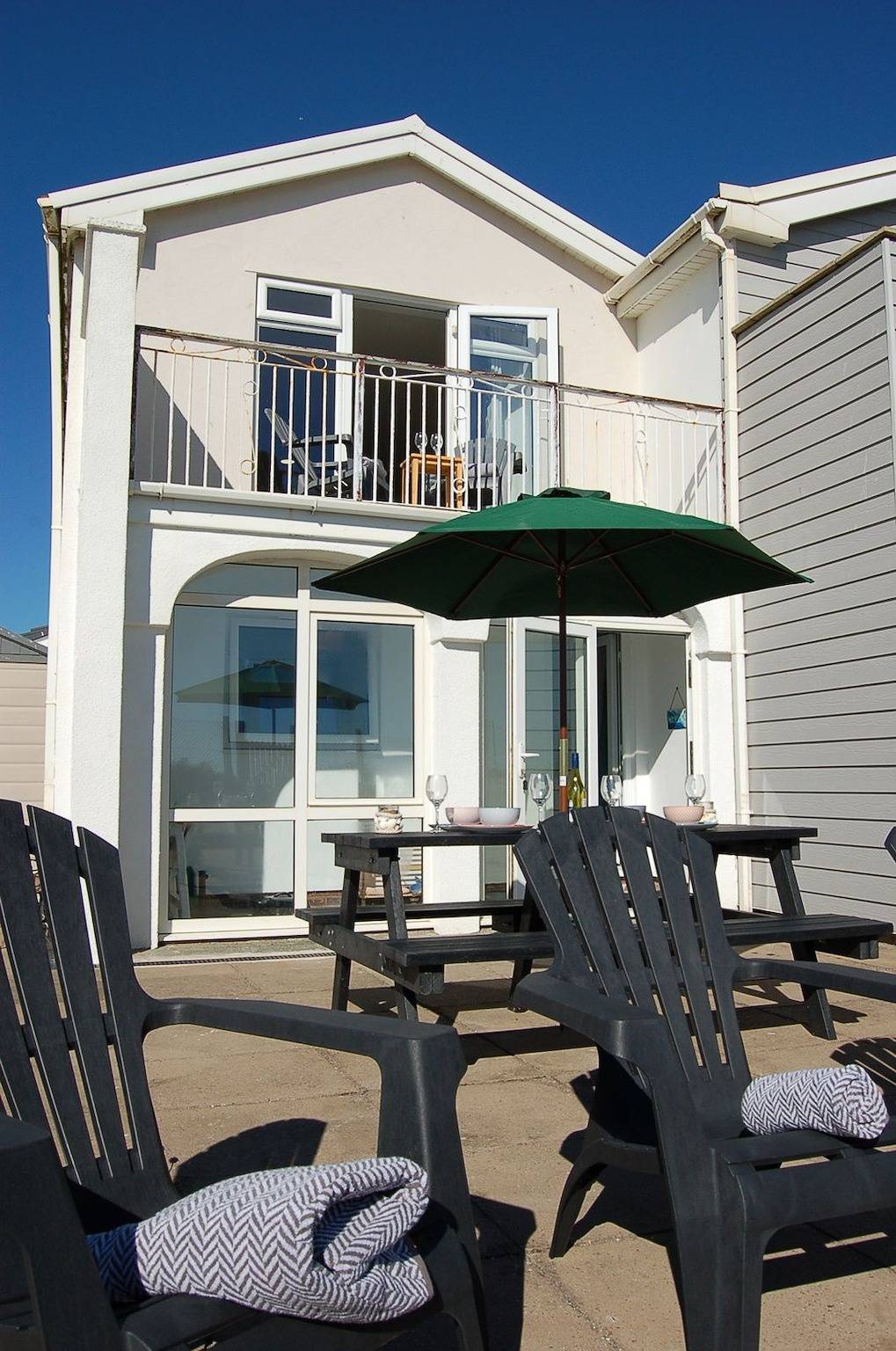 Sunny Side Up Beach House in Tywyn in Tywyn, Snowdonia
